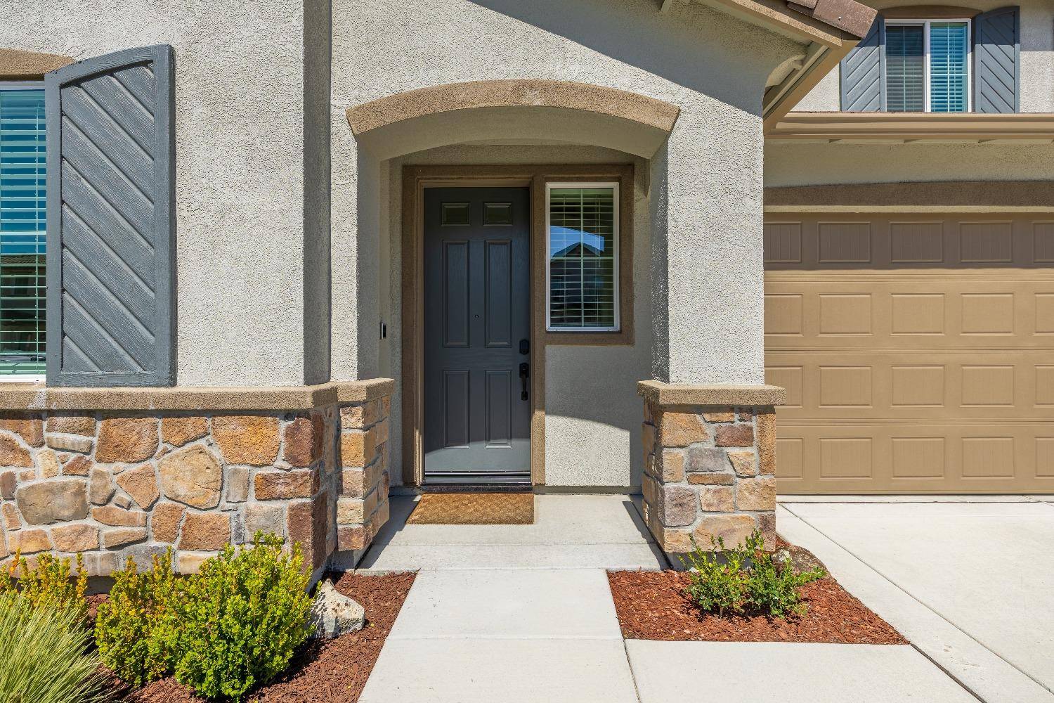 Roseville, CA 95747,4097 Trinity Alps WAY