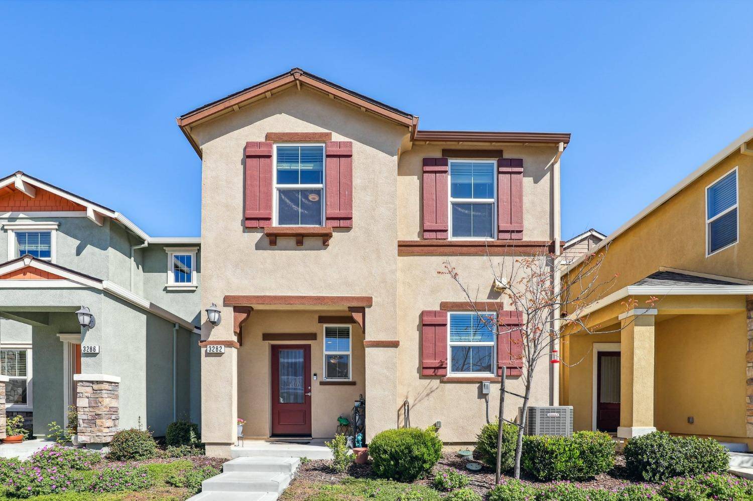 West Sacramento, CA 95691,3282 New York RD