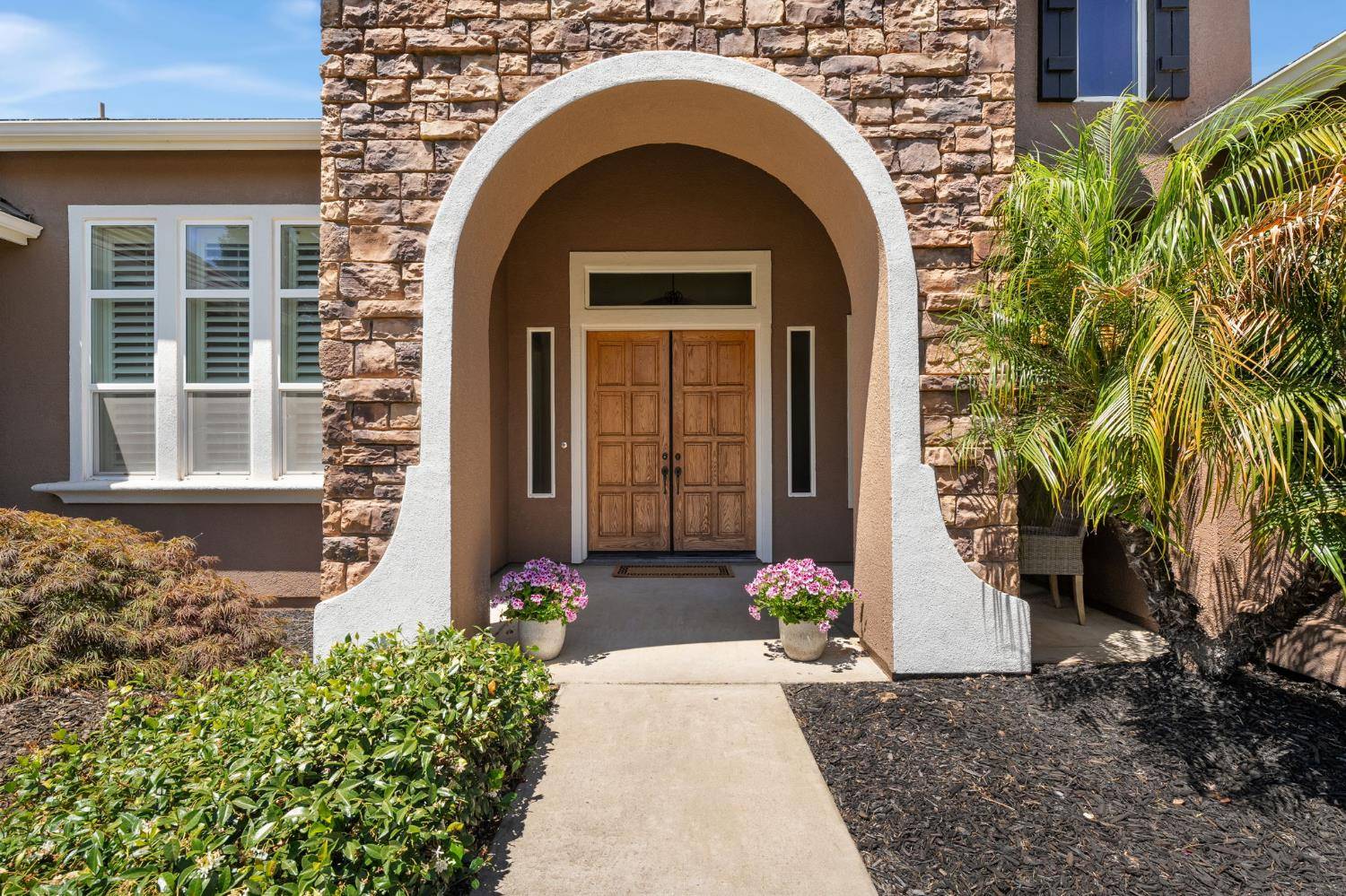 Sacramento, CA 95829,8143 Daisy Hill RD