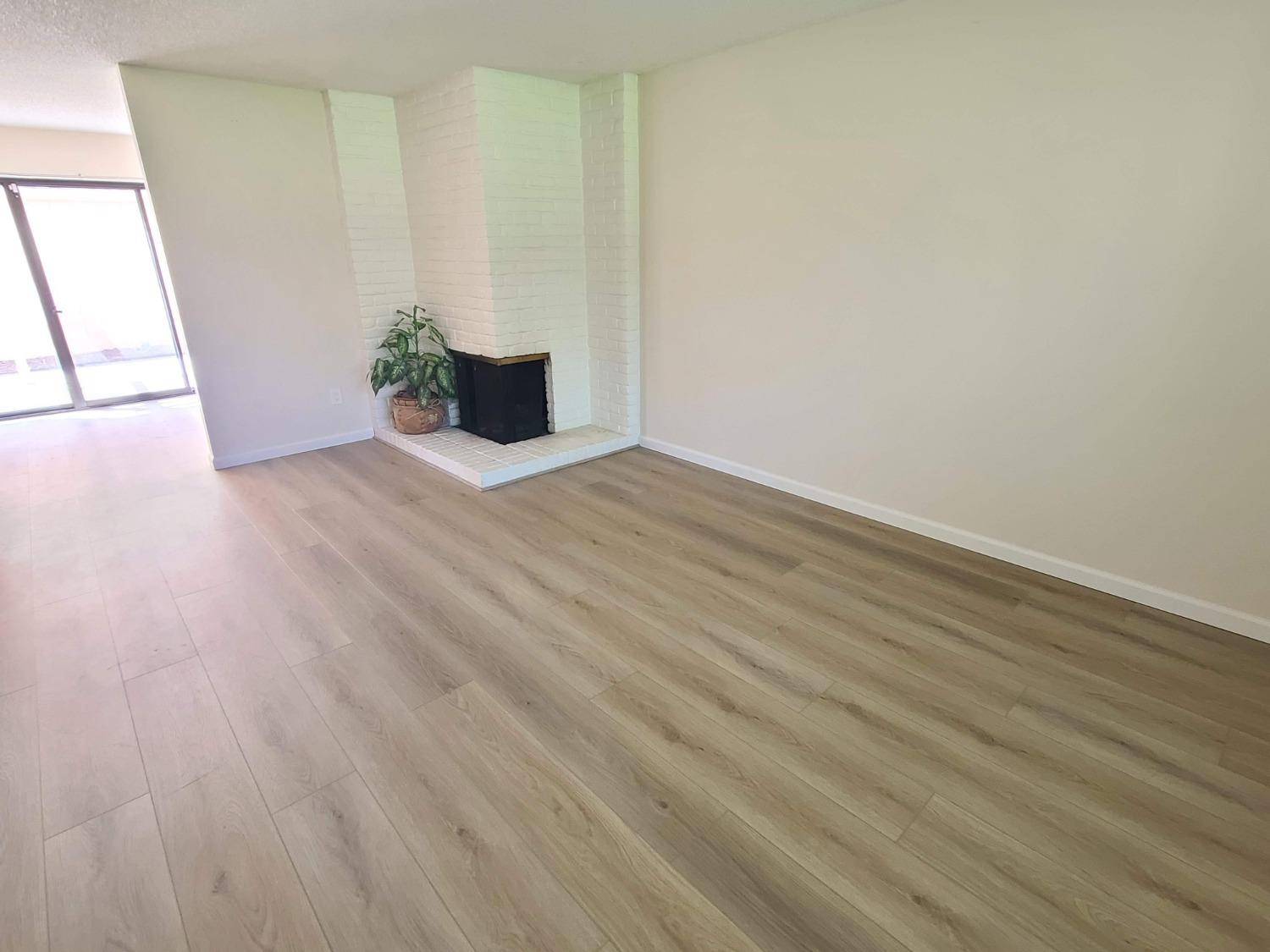 Sacramento, CA 95825,145 Hartnell PL
