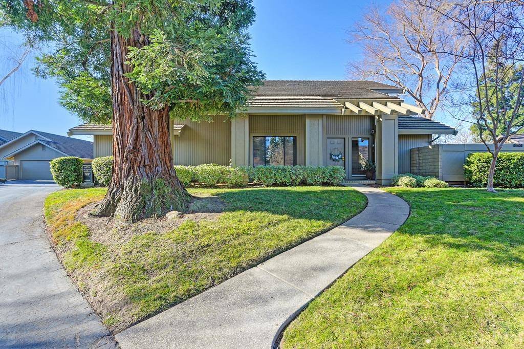 Gold River, CA 95670,2050 Promontory Point LN