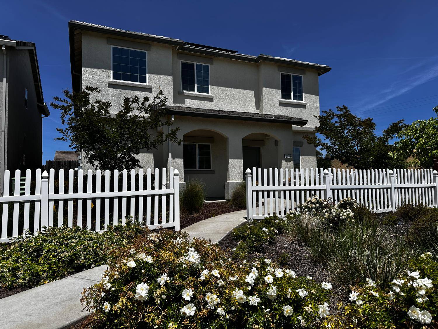 Sacramento, CA 95835,5117 Fiona WALK
