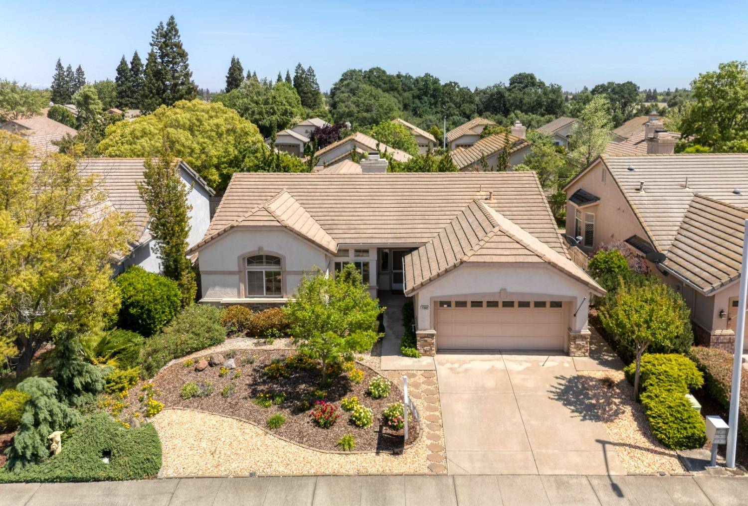 Roseville, CA 95747,7392 Acorn Glen LOOP