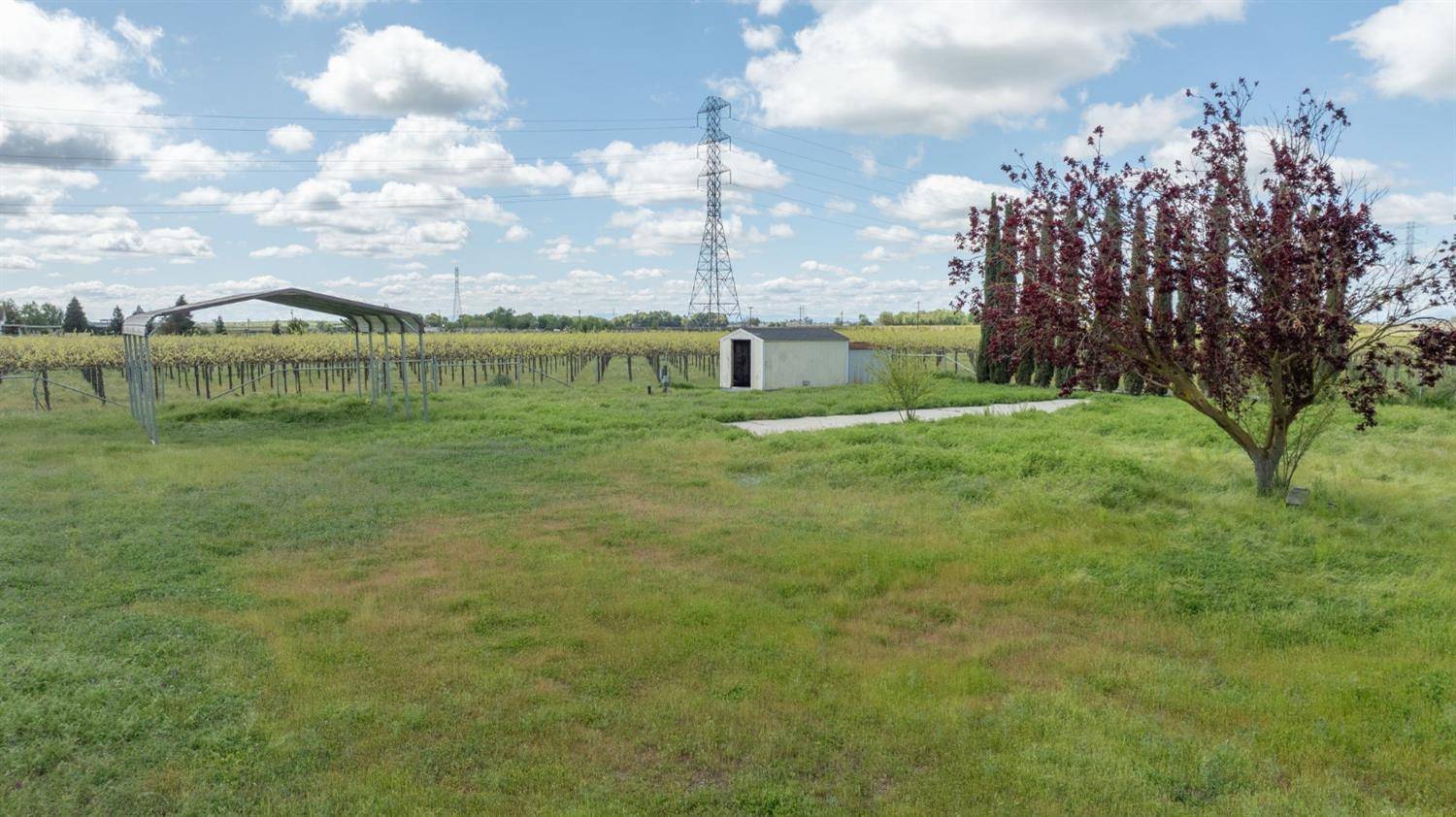 Lodi, CA 95240,15330 Smith RD