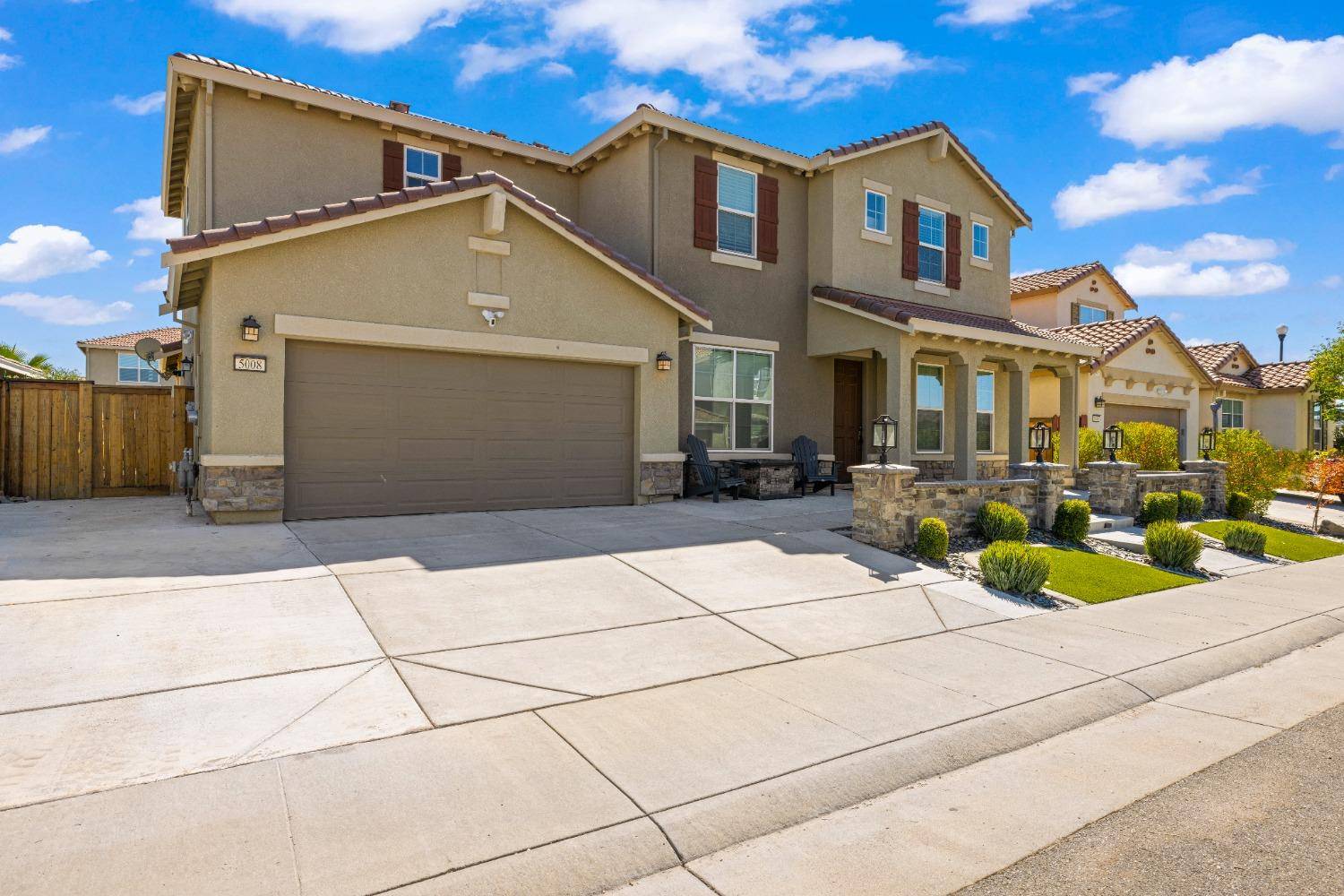 Roseville, CA 95747,5008 Foxfield WAY