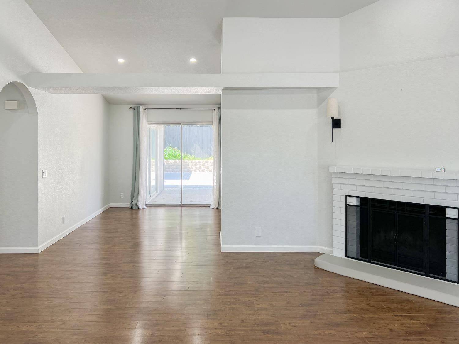 Antelope, CA 95843,8343 Cypress Lake CT