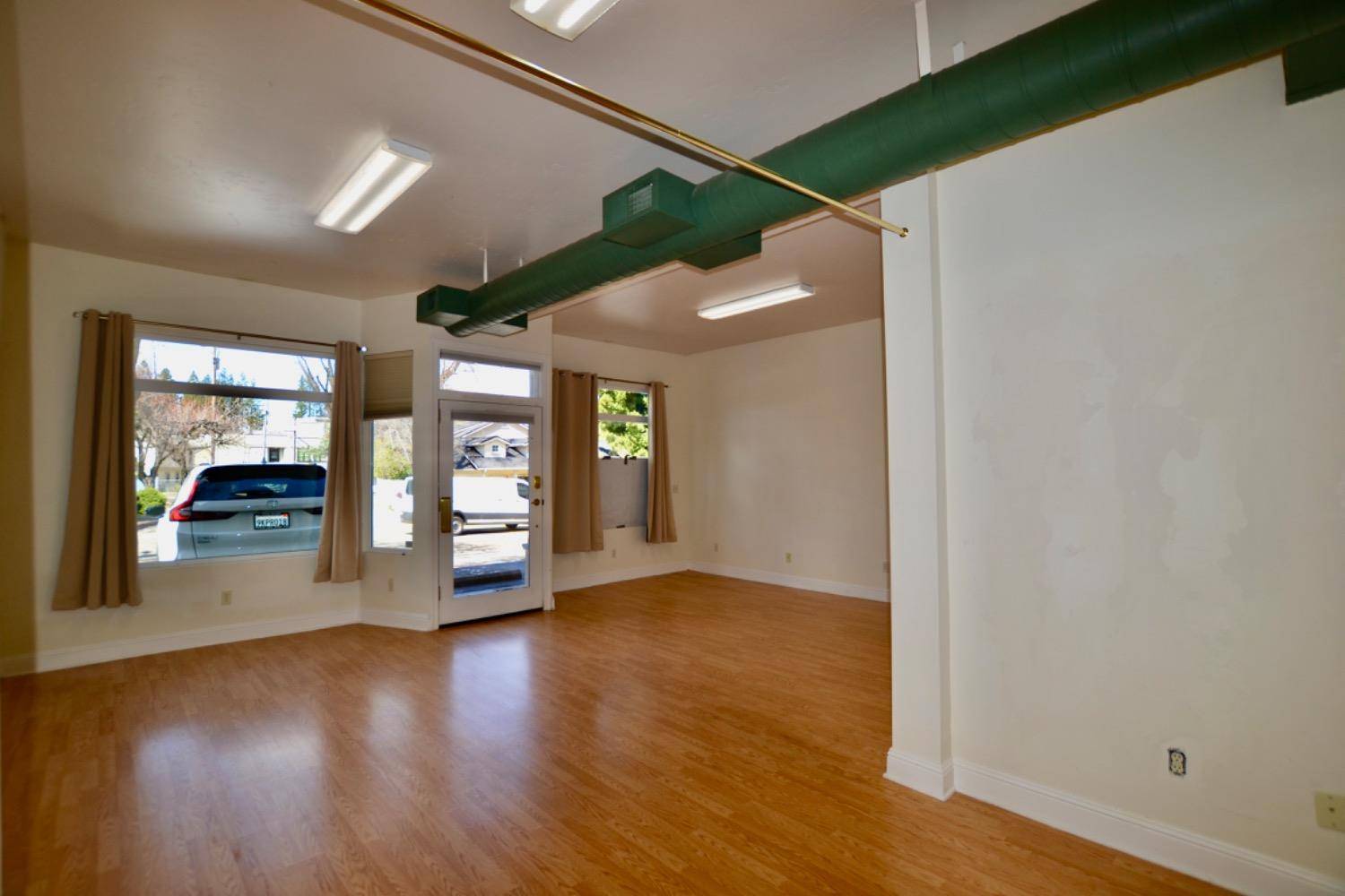 Grass Valley, CA 95945,463 S Auburn ST