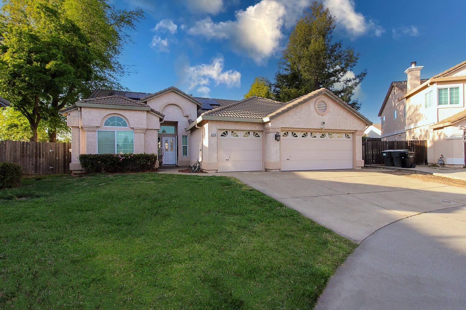 Antelope, CA 95843,8115 Sunburst CT
