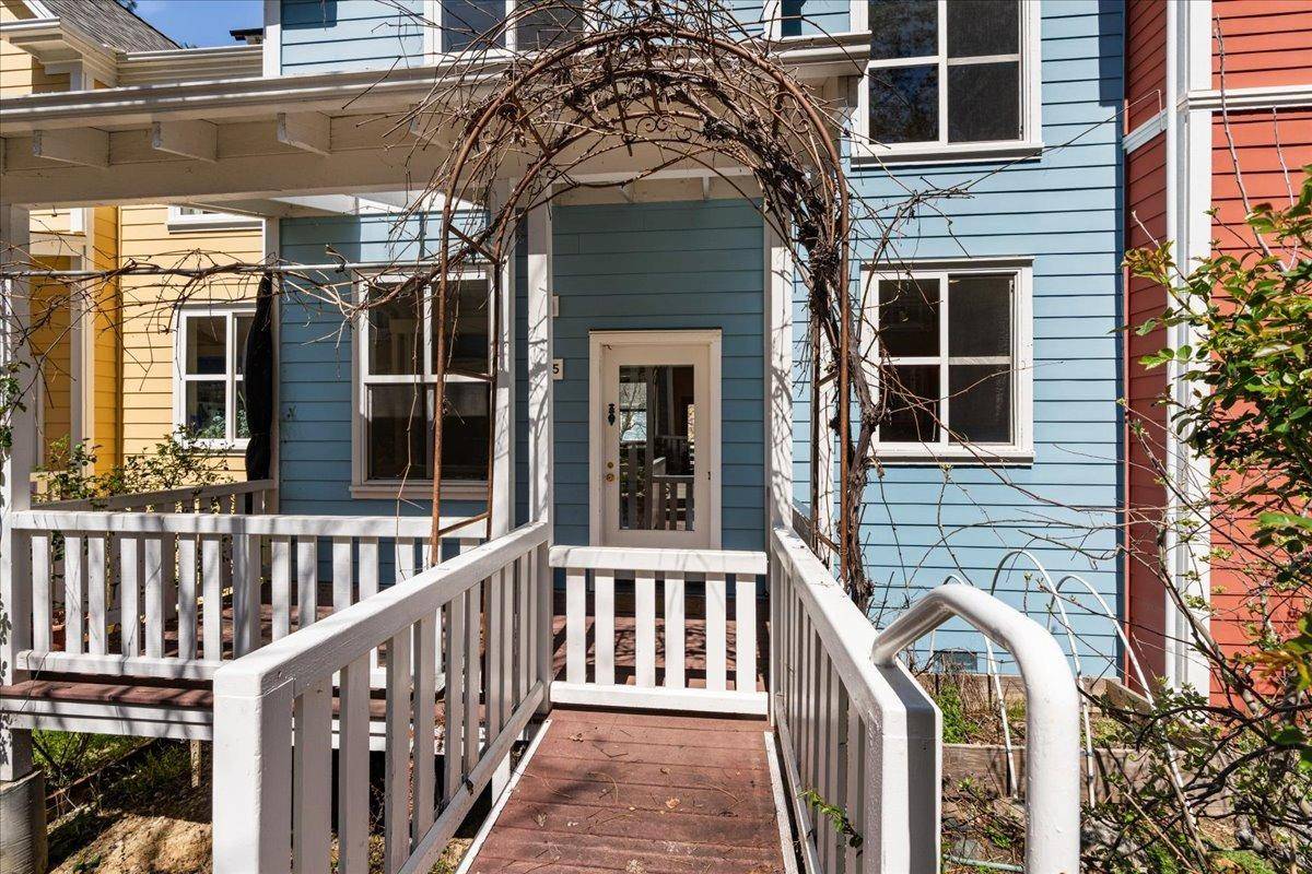 Nevada City, CA 95959,505 Redbud WAY