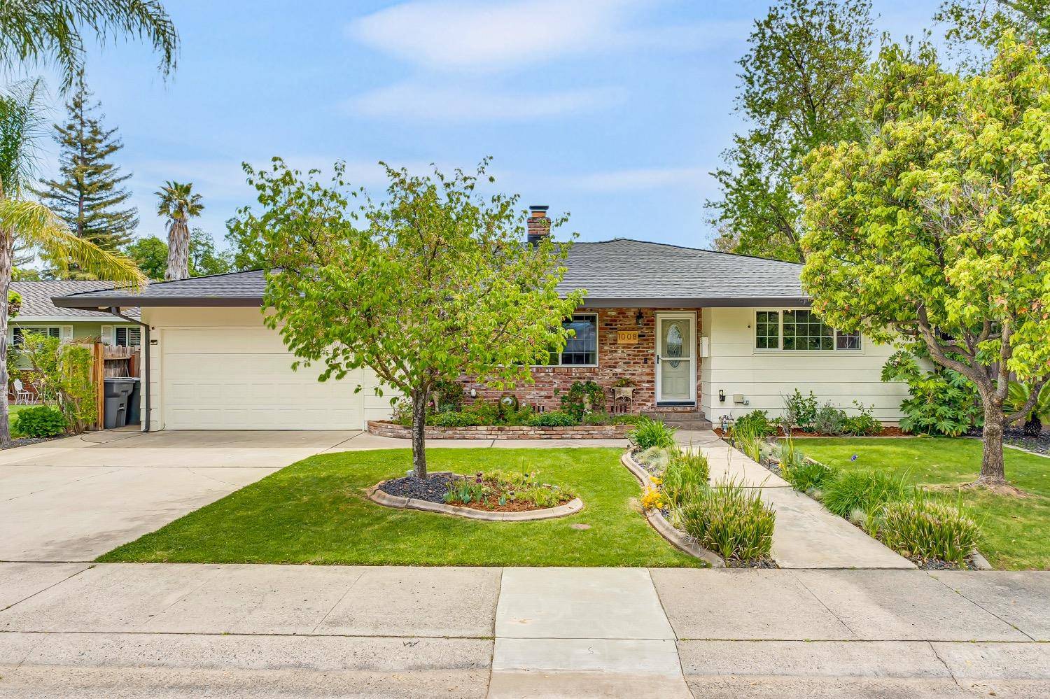 Roseville, CA 95661,1008 Audrey WAY
