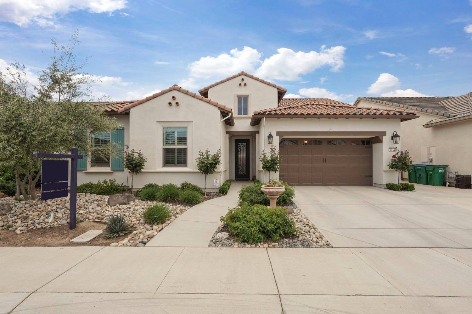 Lodi, CA 95242,1549 Braeburn LN