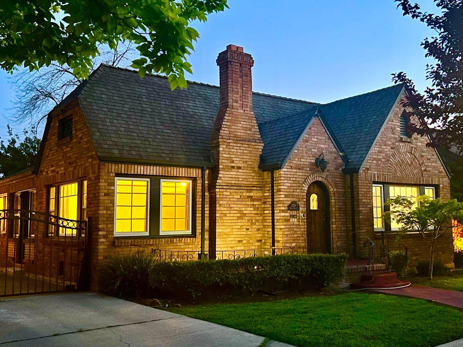 Stockton, CA 95203,1228 W Walnut ST