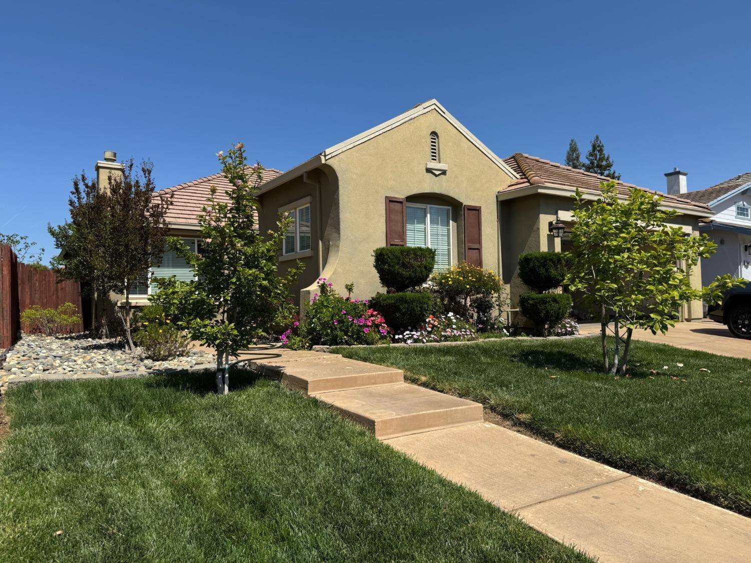 Elk Grove, CA 95624,9637 Glacier Creek WAY