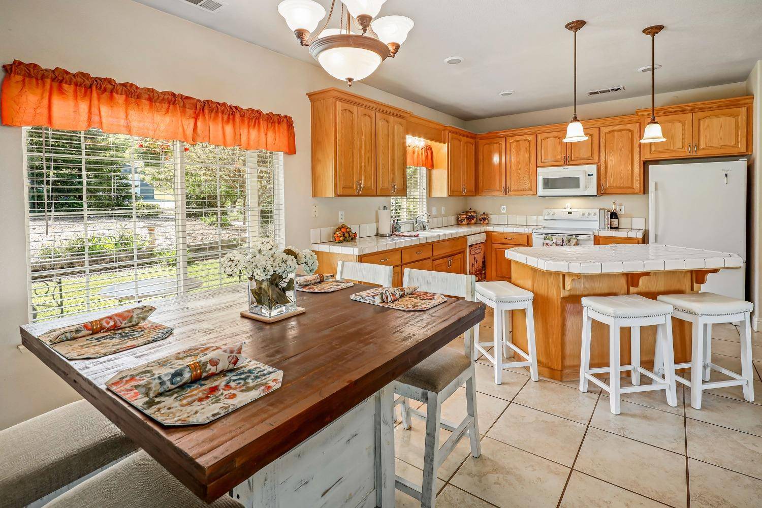 Valley Springs, CA 95252,2850 Heinemann DR