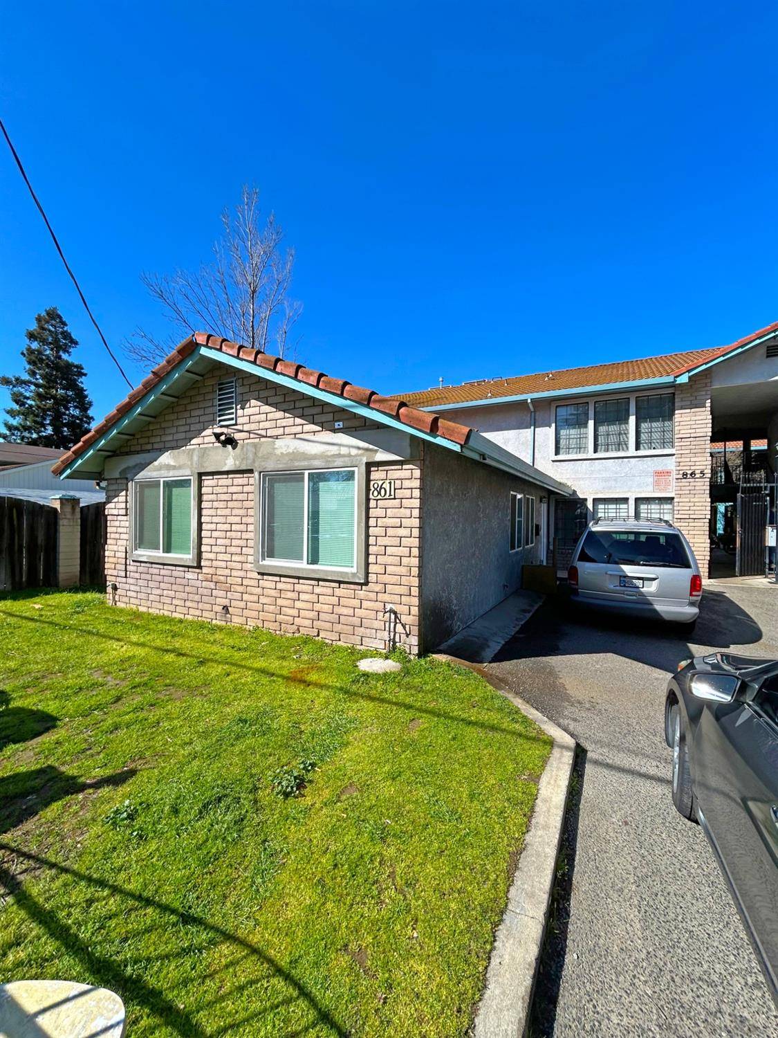 Turlock, CA 95380,865 N Mitchell AVE