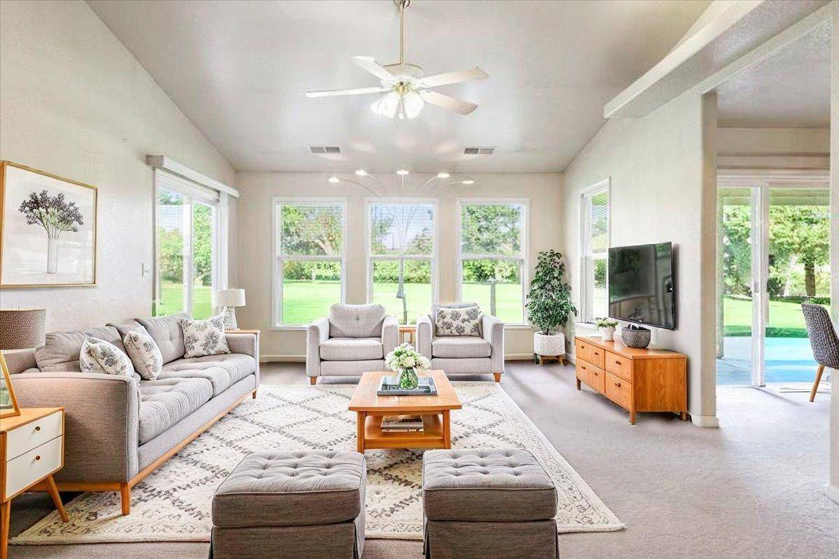 Atwater, CA 95301,2950 Happy Valley CT