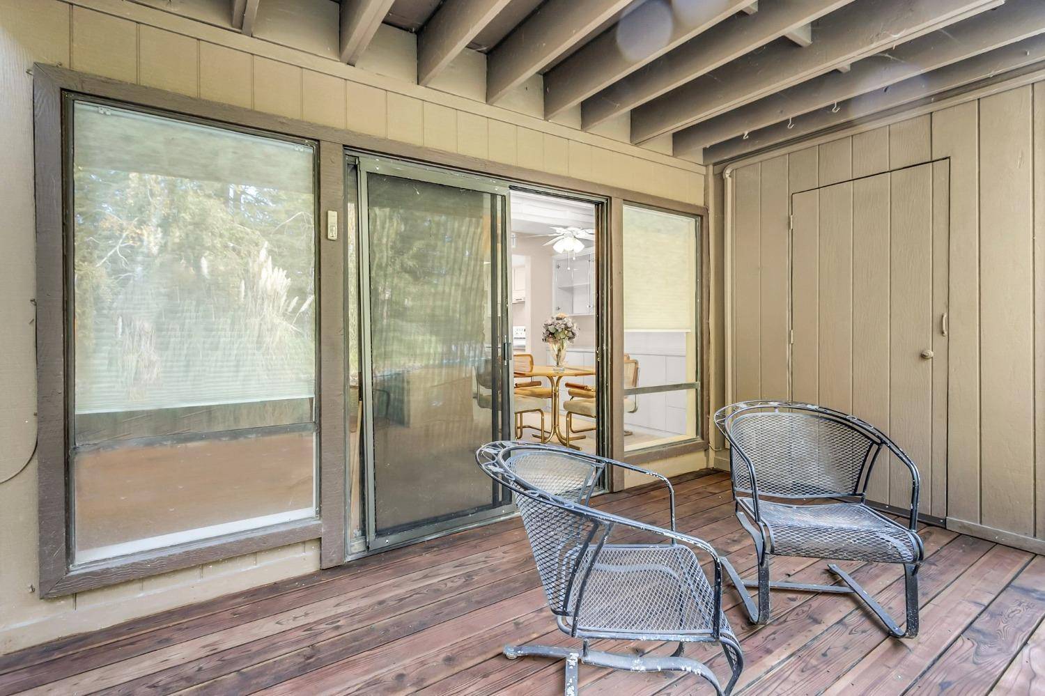 Sacramento, CA 95825,2484 Larkspur LN #183