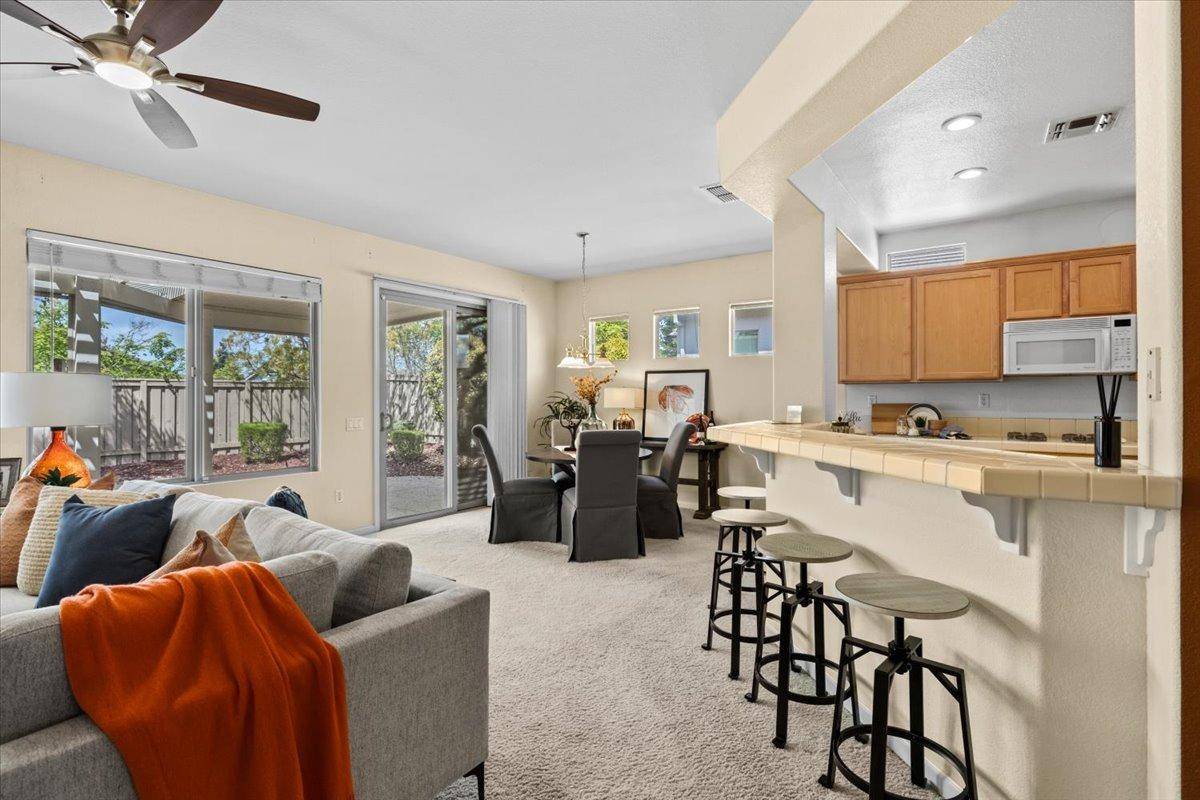 Lincoln, CA 95648,1910 Duckhorn LN