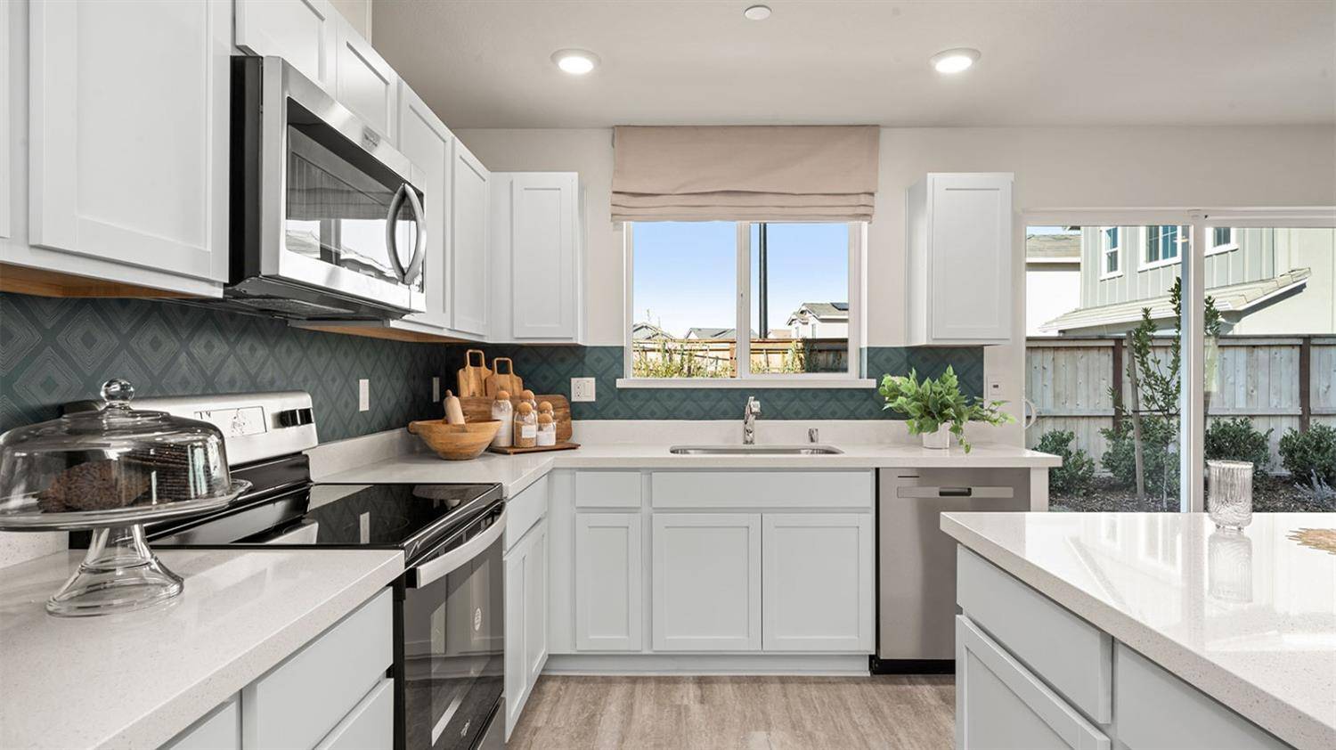 Roseville, CA 95747,7024 Lone Sycamore ST