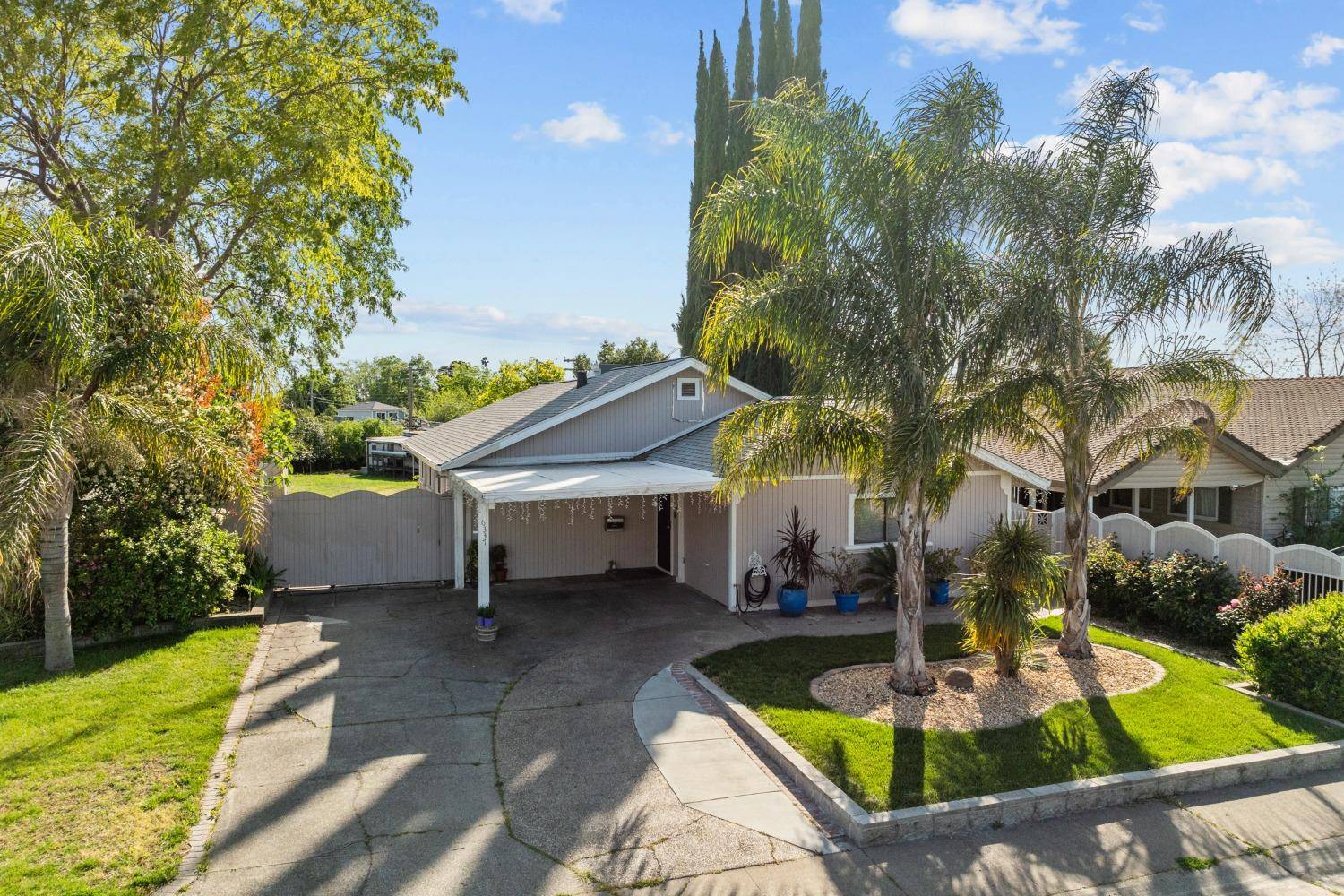 North Highlands, CA 95660,6337 La Cienega DR