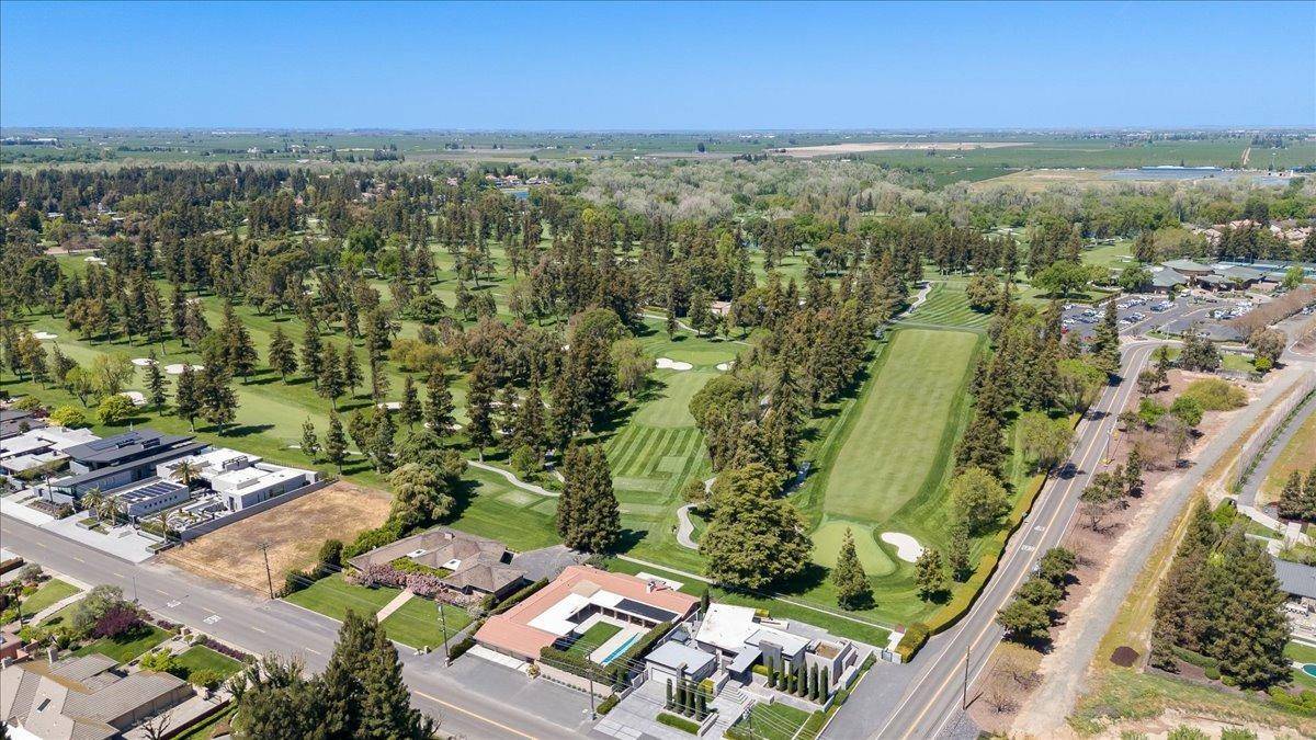 Modesto, CA 95356,0 Country Club DR