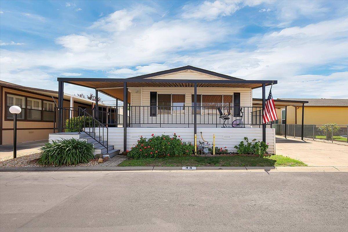Yuba City, CA 95991,3120 Live Oak #44