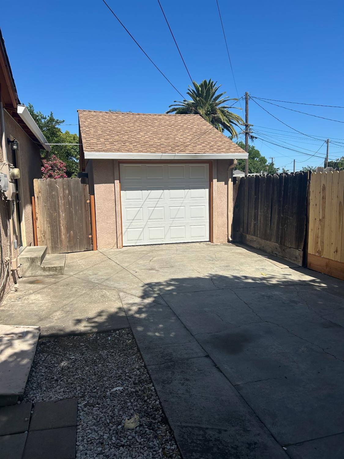 Modesto, CA 95351,923 Acacia ST
