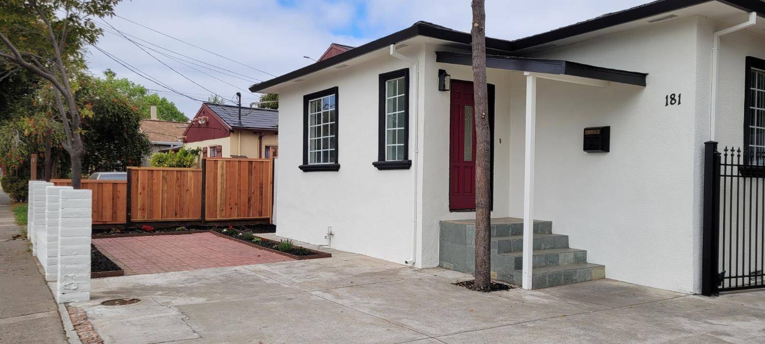 San Jose, CA 95112,181 E Hedding ST