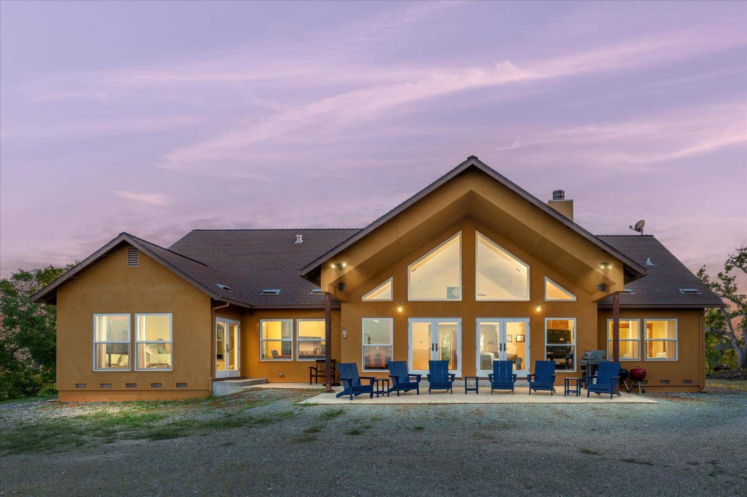 Angels Camp, CA 95222,6399 Filly LN