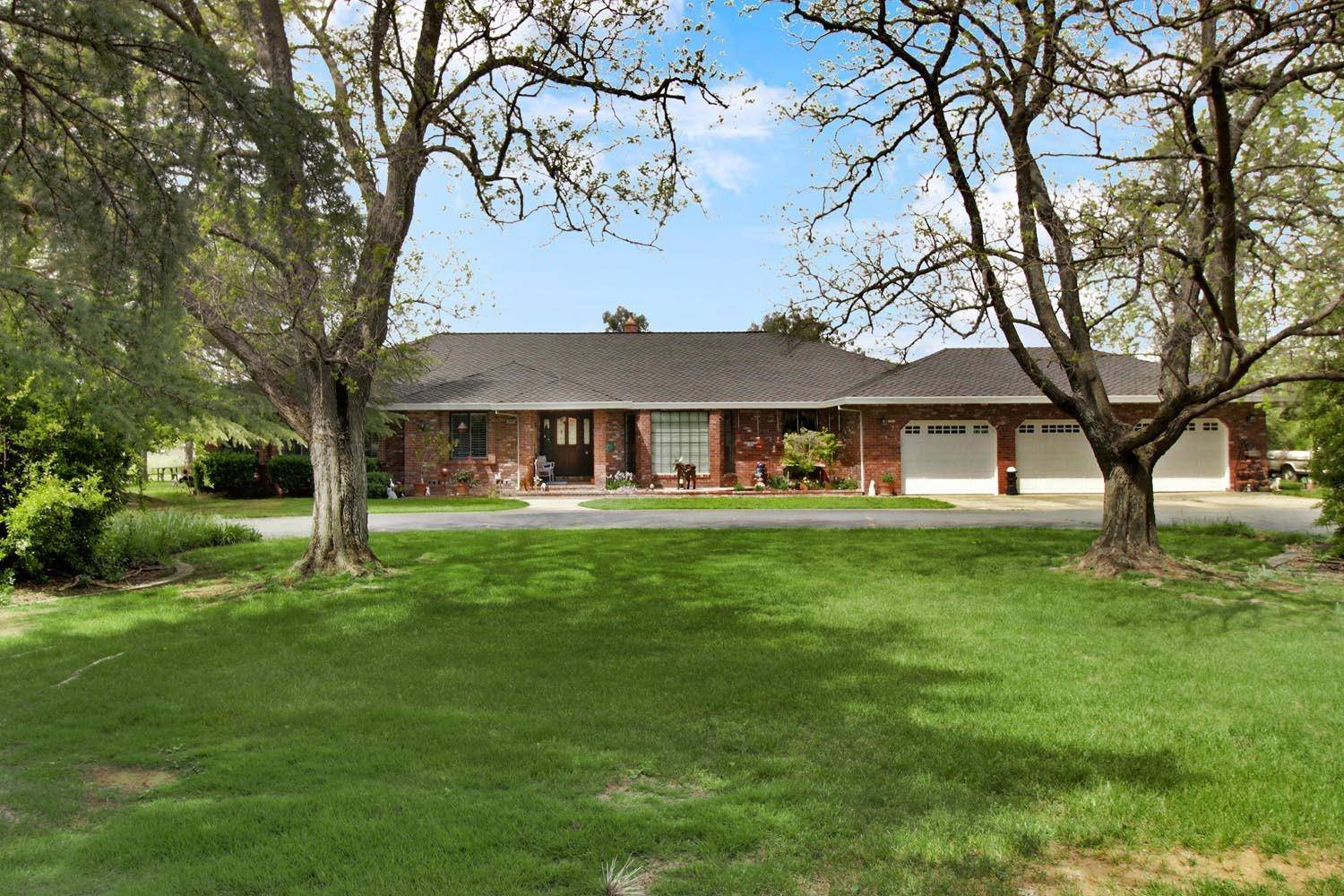 Elk Grove, CA 95624,8884 Saddlehorn CT