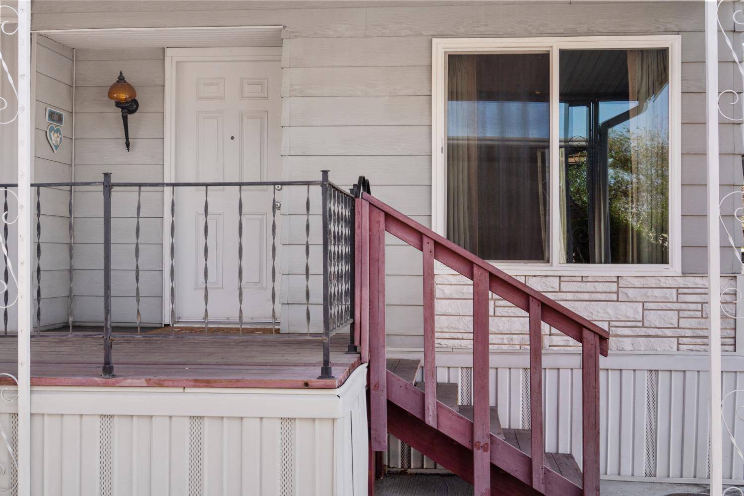 North Highlands, CA 95660,5040 Jackson St #44