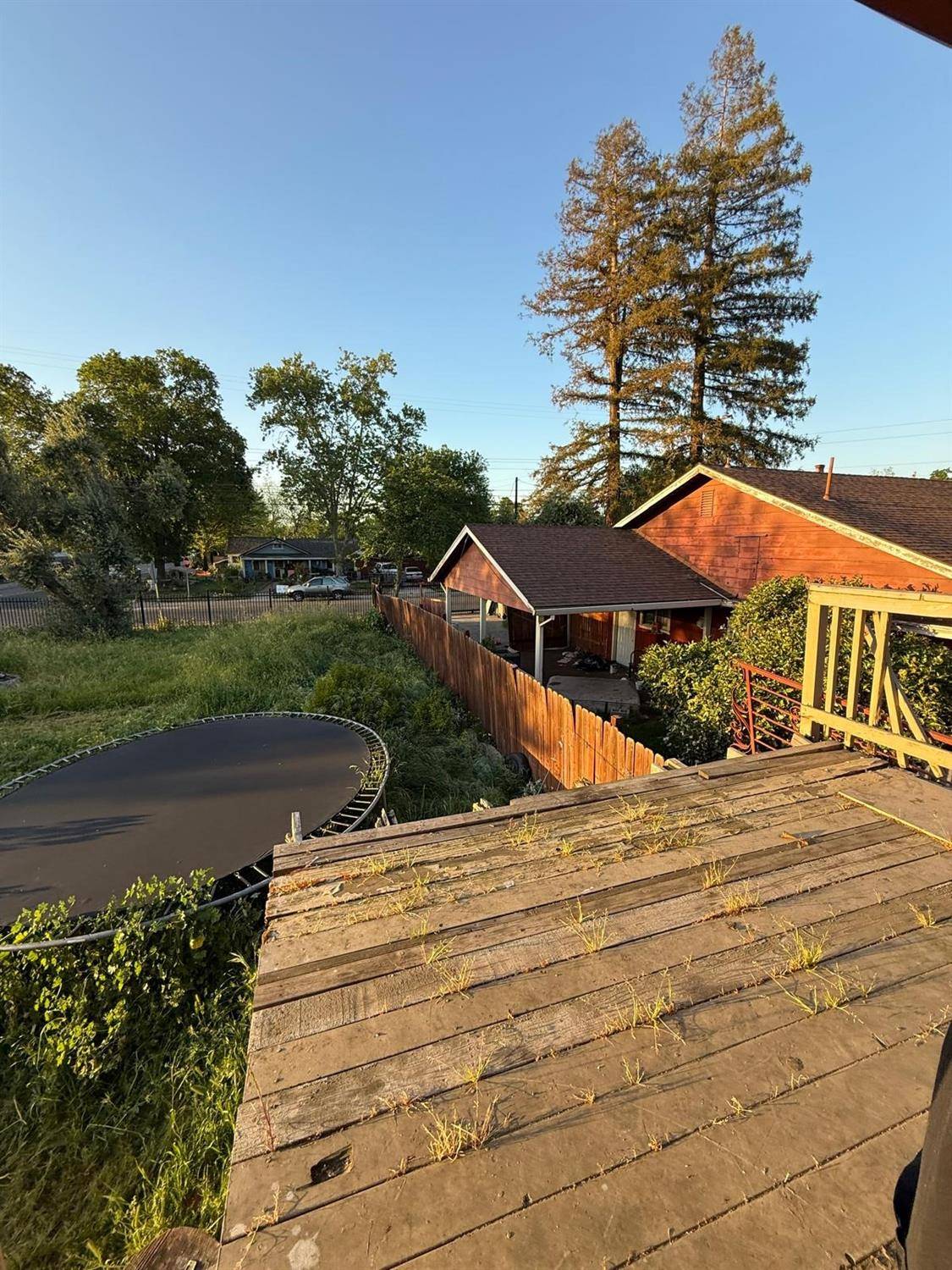 Sacramento, CA 95815,1300 Sonoma AVE