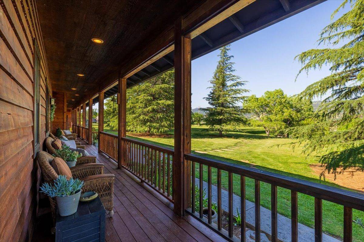 Guinda, CA 95637,5404 Highway 16