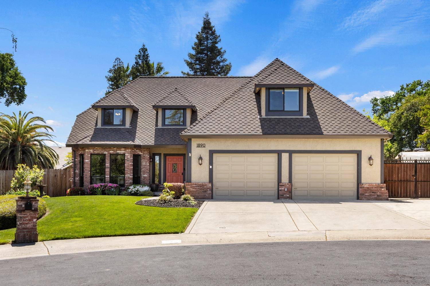 Roseville, CA 95661,1890 Ridgeview DR