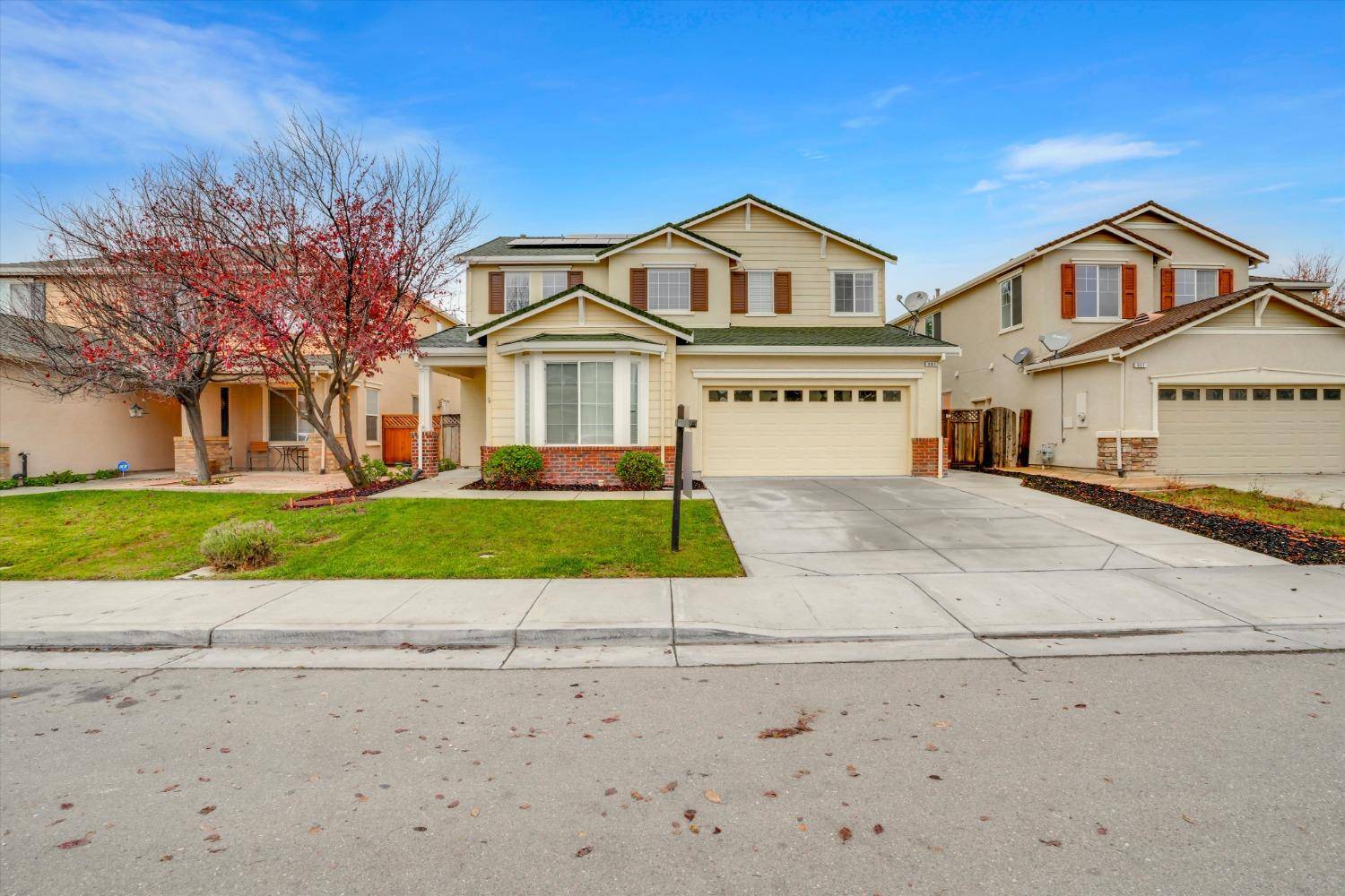 Tracy, CA 95377,901 Saffron DR