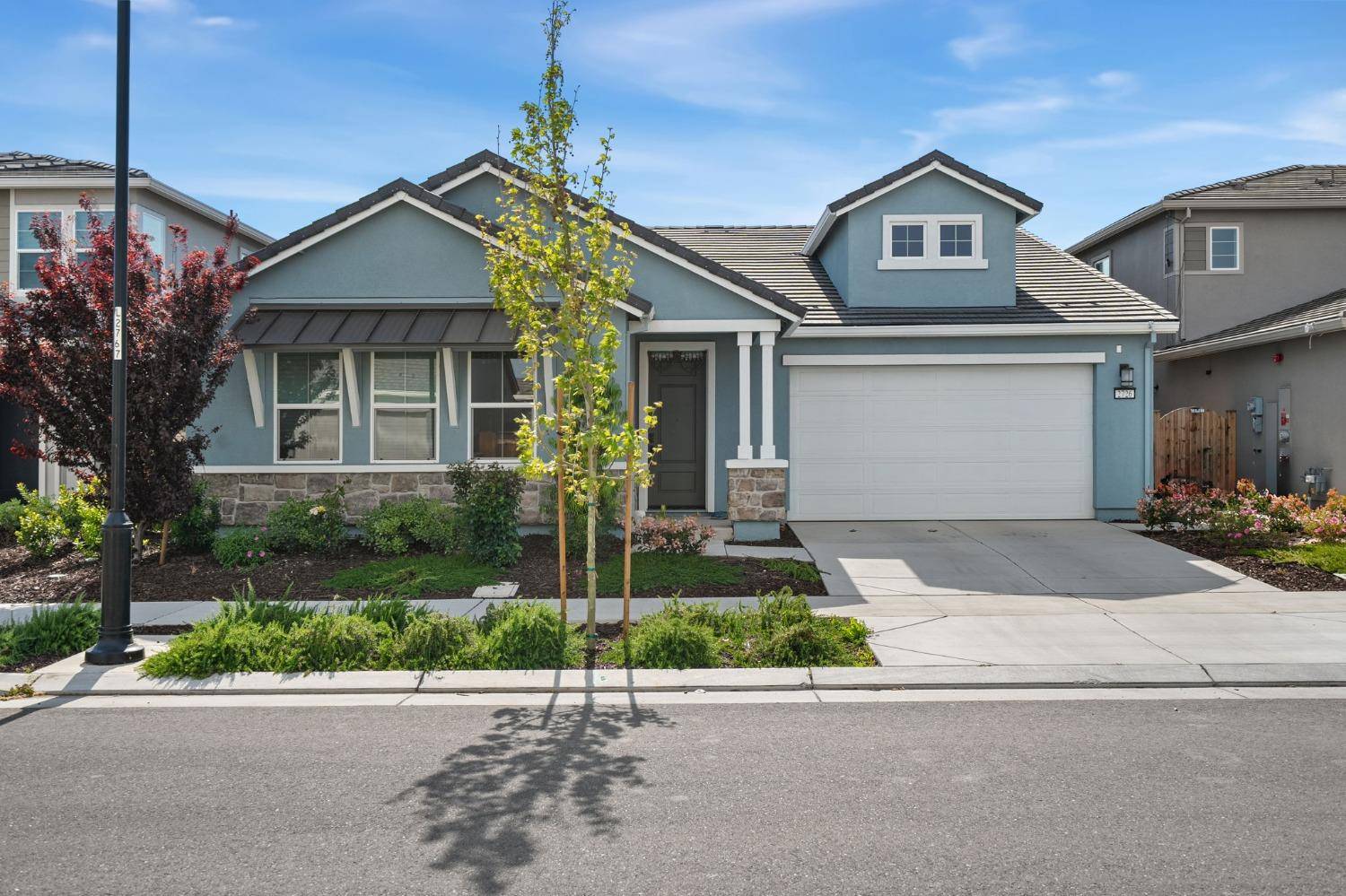Lathrop, CA 95330,2726 Tacoma DR