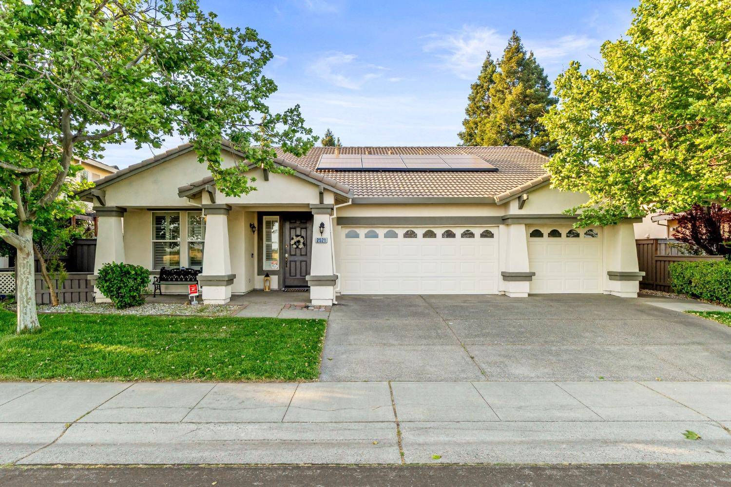 Sacramento, CA 95835,2521 N Park DR