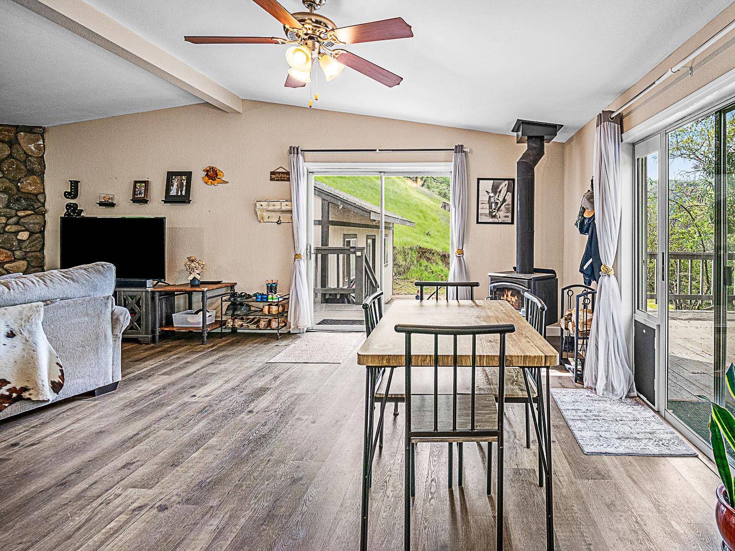 Placerville, CA 95667,6741 Horizon DR