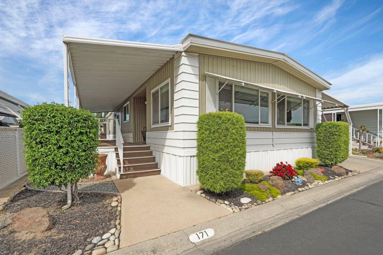 Lodi, CA 95240,171 El Centro DR