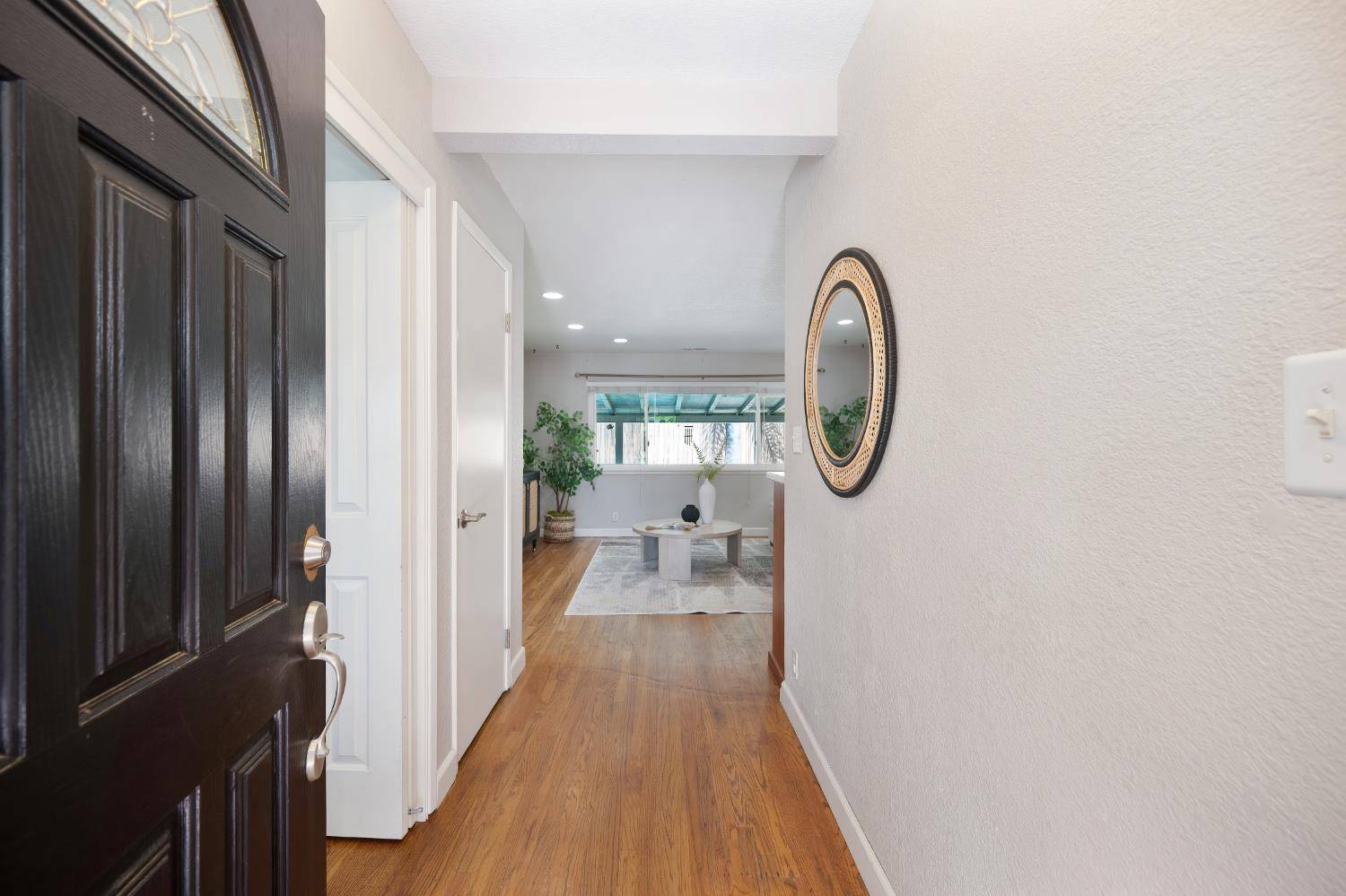 Sacramento, CA 95842,6601 Modesto DR
