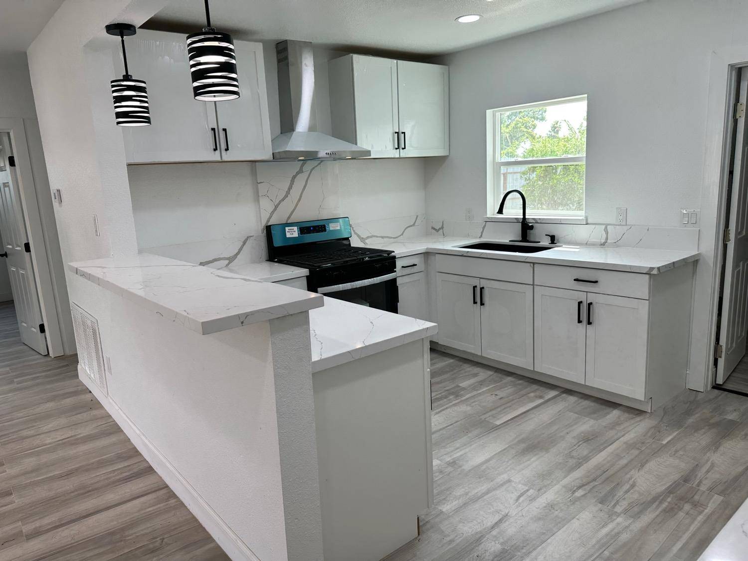Modesto, CA 95351,1805 Vernon AVE