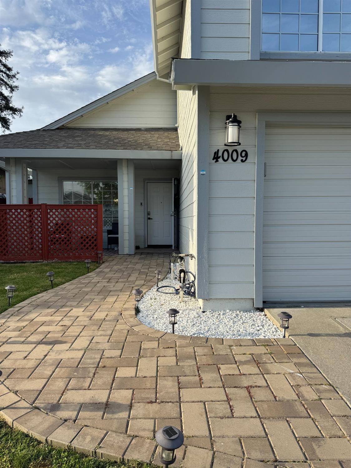 Antelope, CA 95843,4009 Honey Rose PL