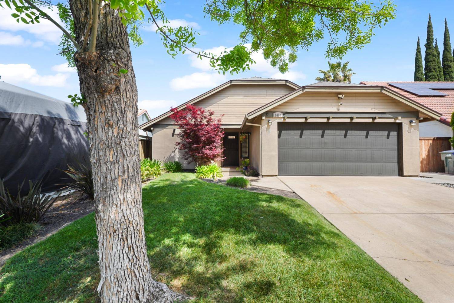 Modesto, CA 95355,2421 Black Walnut Dr