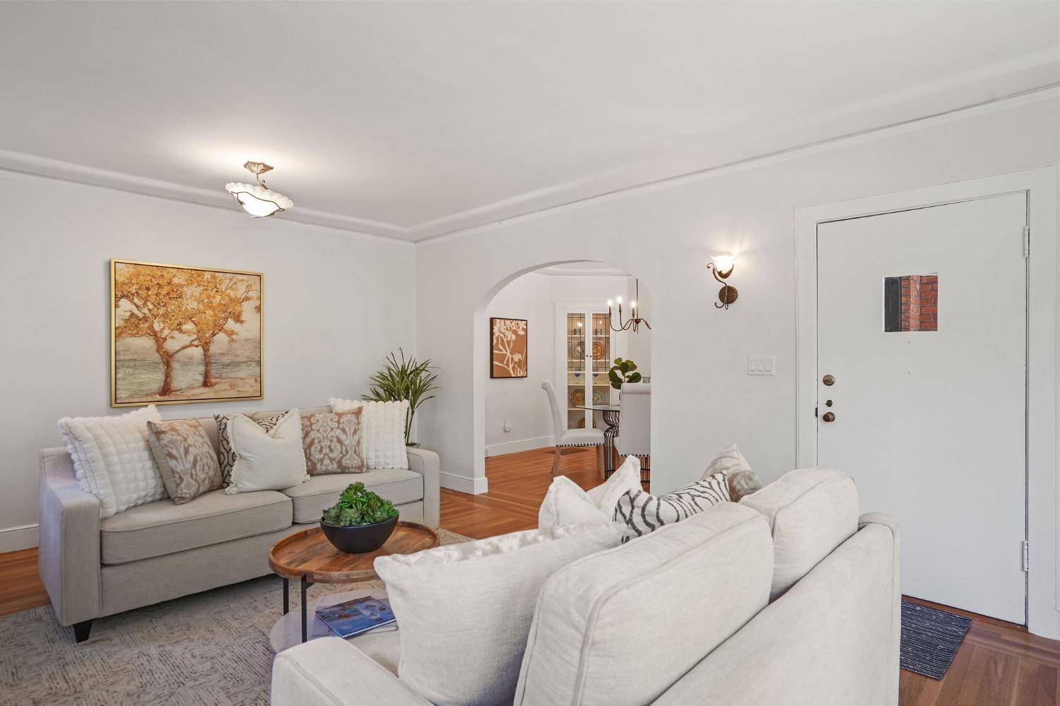 Sacramento, CA 95819,1900 45th ST