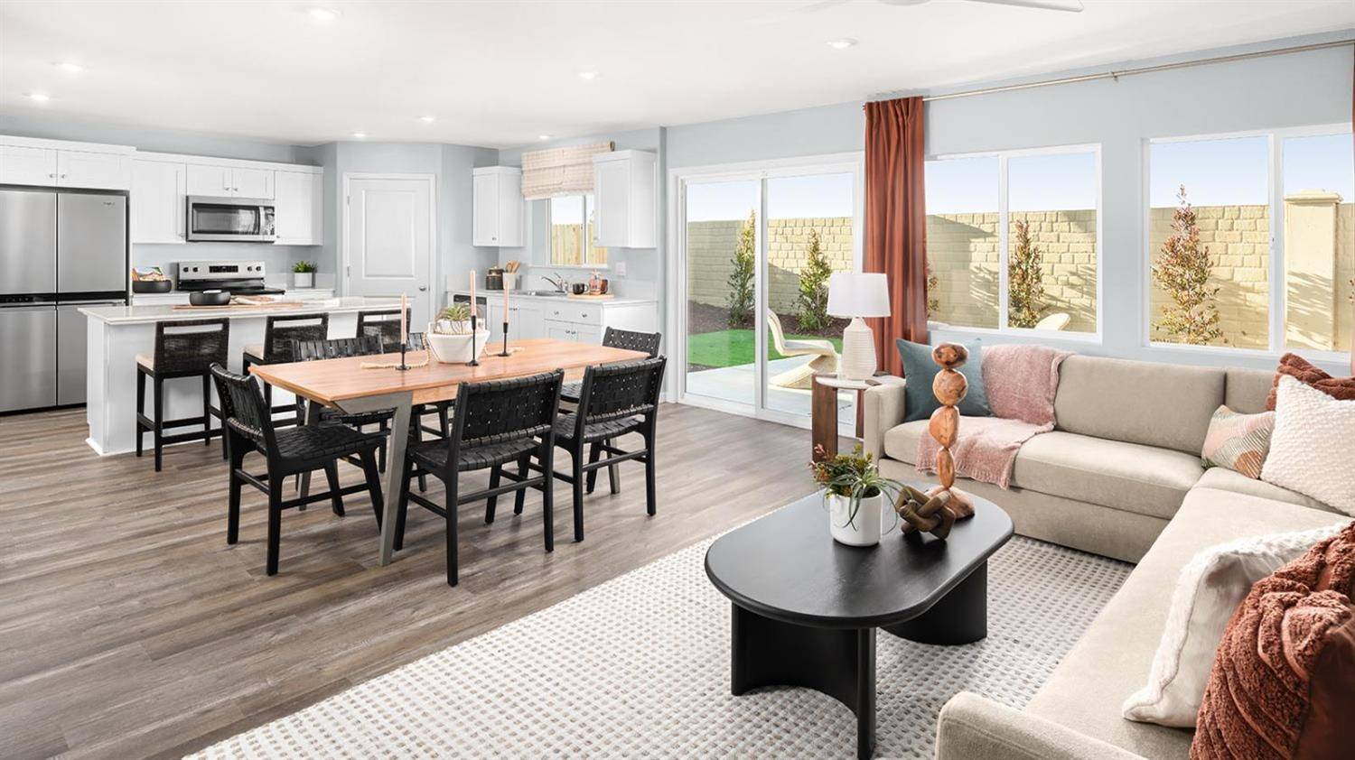 Los Banos, CA 93635,1826 Estero DR