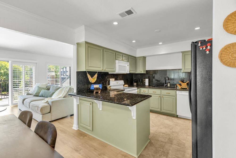Citrus Heights, CA 95610,7921 Arcade Lake Ln