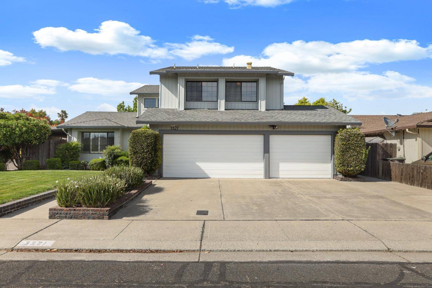 Stockton, CA 95209,3321 Otto DR