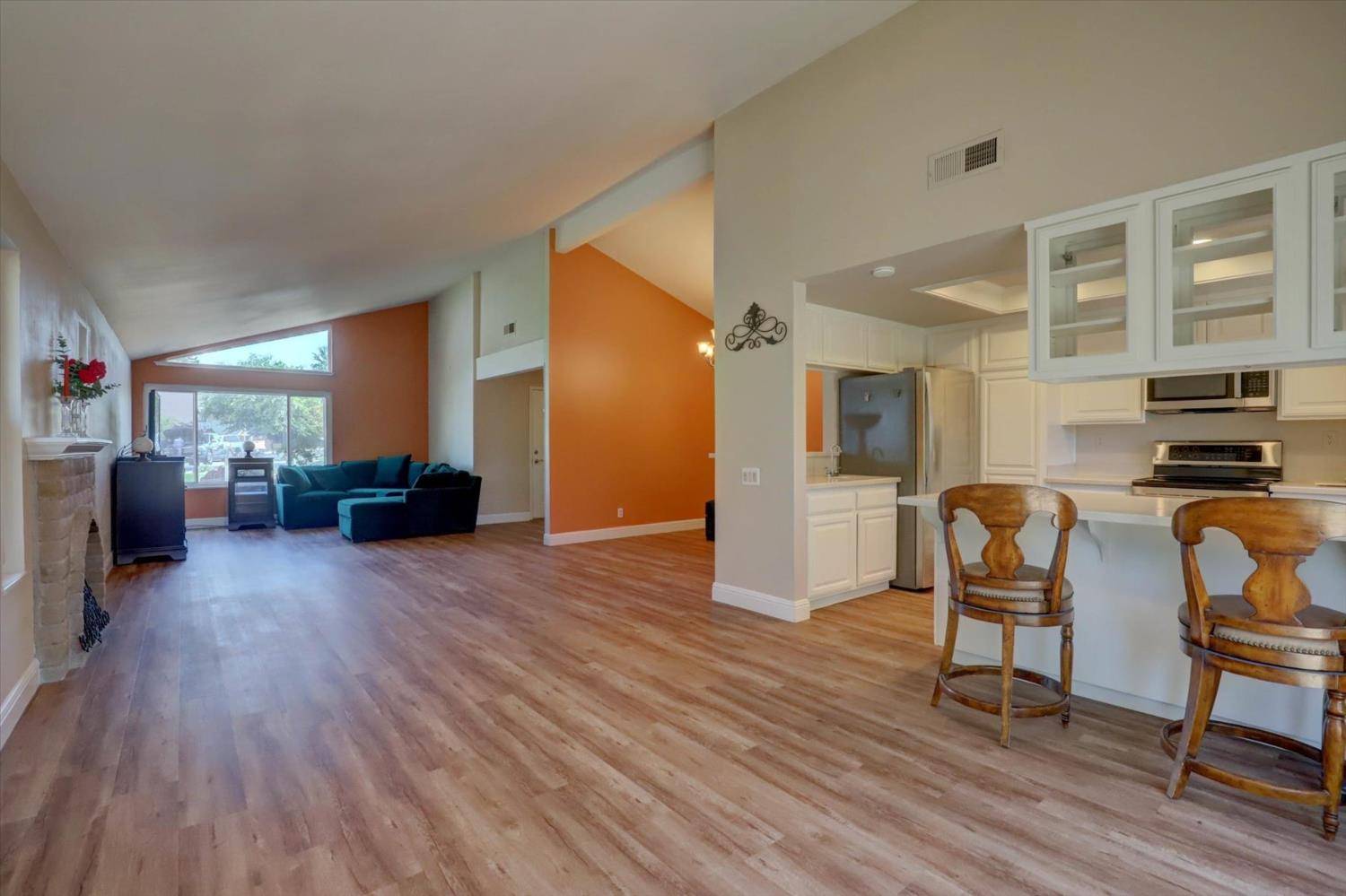 Orangevale, CA 95662,5501 Chamise CT