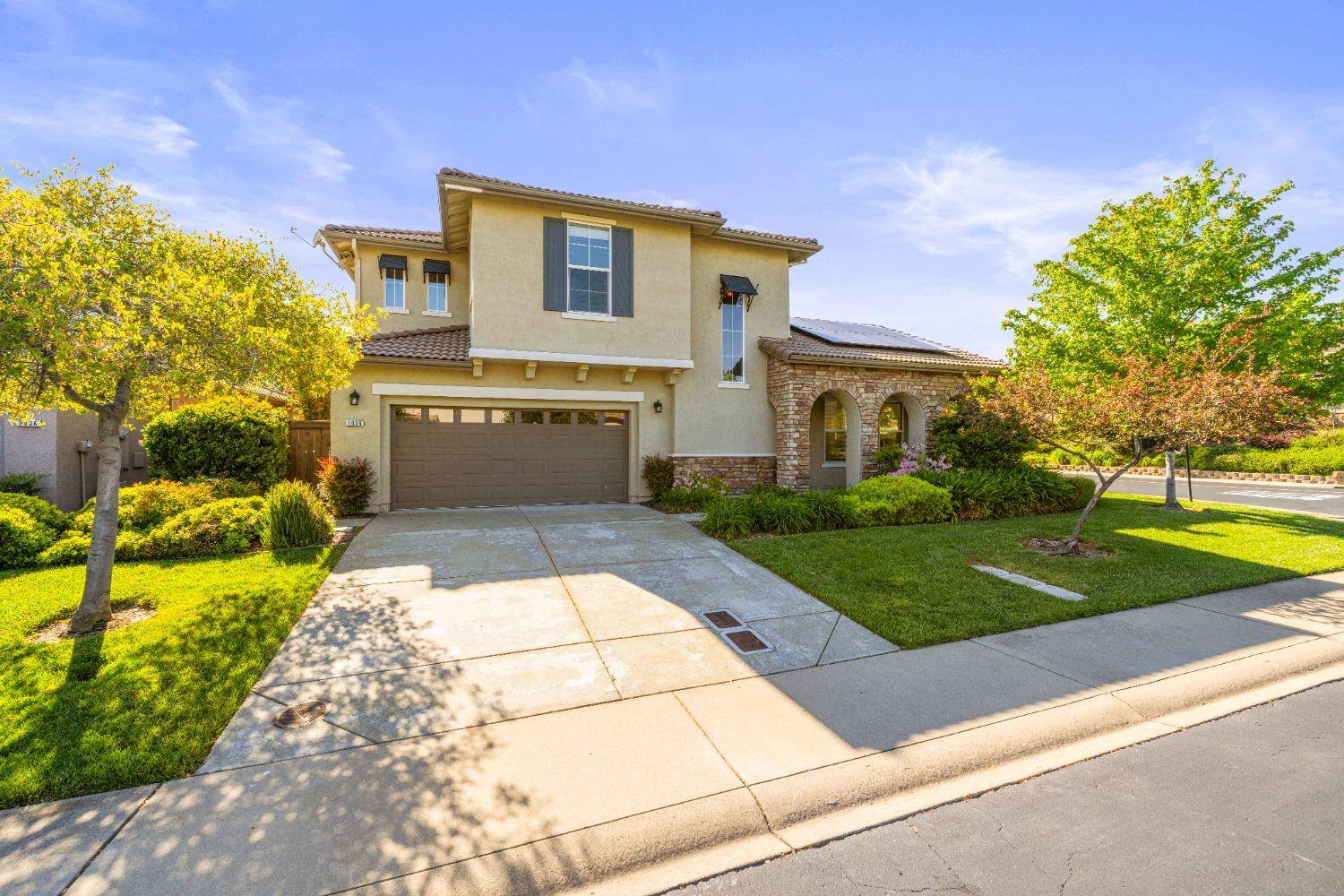 El Dorado Hills, CA 95762,1034 Penniman DR