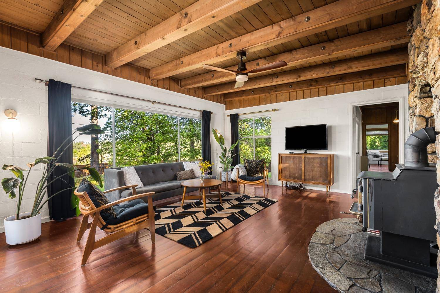 Grass Valley, CA 95945,14955 Storms LN